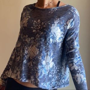 floral cropped long sleeve tee